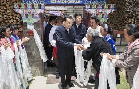 Premier Li Focuses on Sustainab
